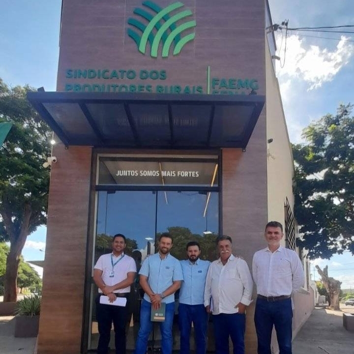 Sede do SPR Corinto — Pres. Márcio Lúcio Paiva de Paula Pinto recebendo membros da cooperativa de crédito SICOOB CREDINOR